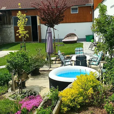 Biohof Obereibensteiner